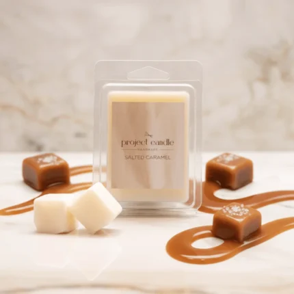 Soy wax melts Salted Caramel σε συσκευασία 6 κύβων 75gr, με γλυκό ζεστό άρωμα αλμυρής καραμέλας.