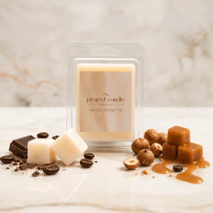 Wax melts Mocca Noisette 75gr σε συσκευασία 6 κύβων, με πλούσιο άρωμα καφέ μόκα, σοκολάτας και φουντουκιού.
